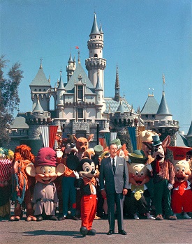  (https://disneyparks.disney.go.com/blog/2013/08/wal ())